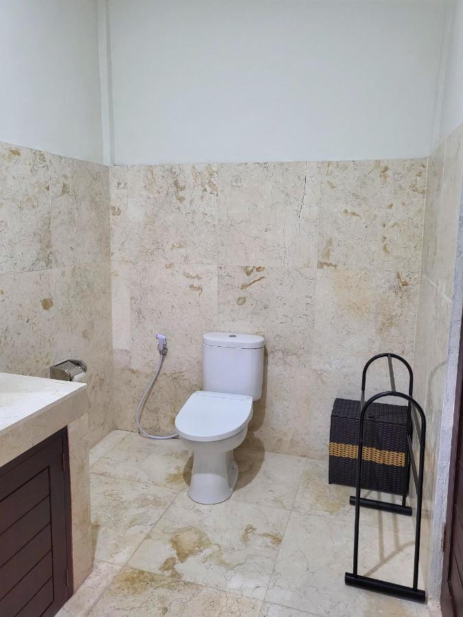 Aparthotel Medewi Manor Airsatang Zewnętrze zdjęcie