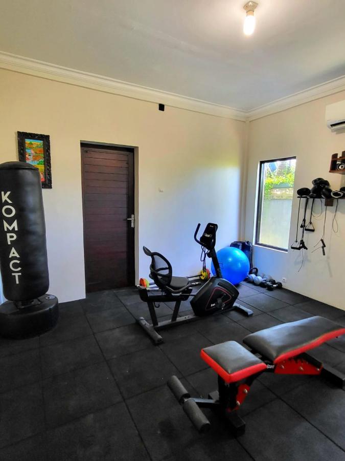 Aparthotel Medewi Manor Airsatang Zewnętrze zdjęcie